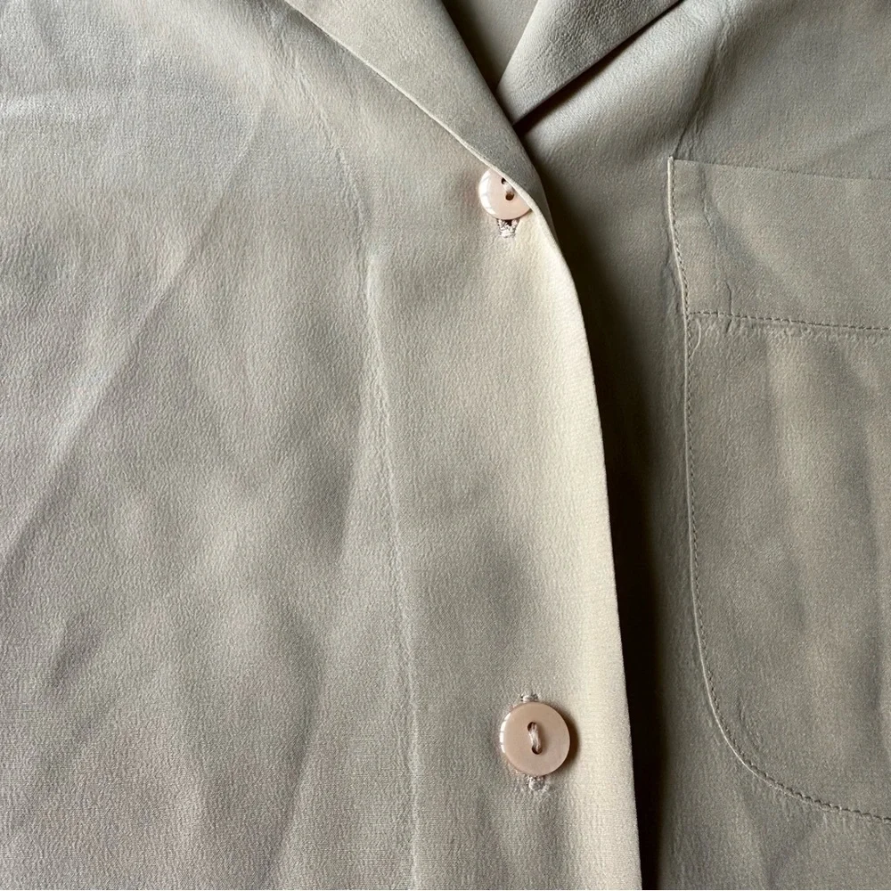 Vintage Liz Claiborne Collection 100% Silk Blouse Butter Yellow Sz 12 - Picture 5 of 5